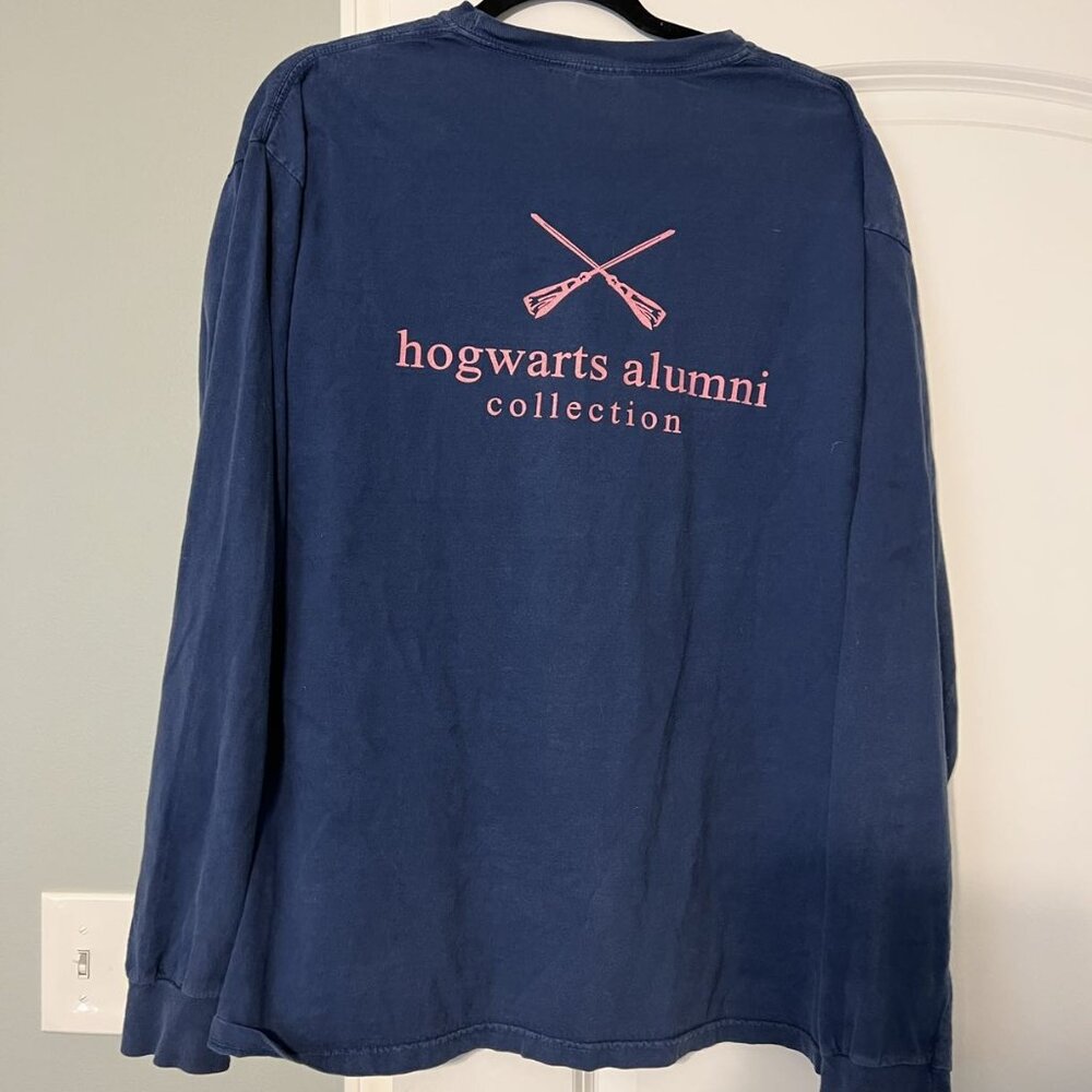 Rare Hogwarts Alumni Comfort Colors Tee - Size Large - Picture 2 of 2